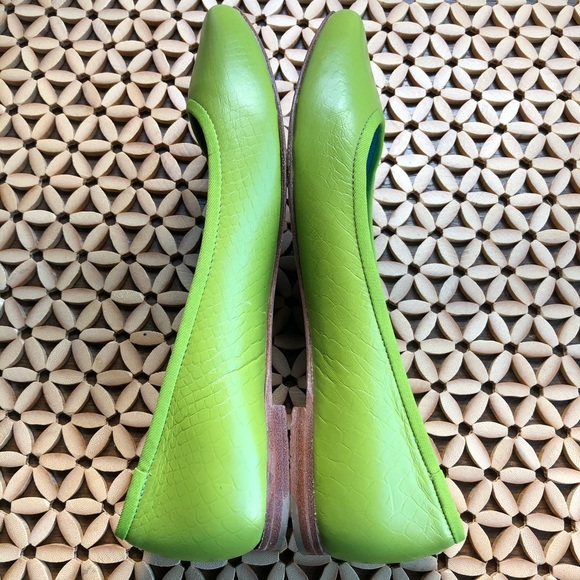 Boden Lime Green Leather Flats-EU 38 US 8 - Picture 2 of 8